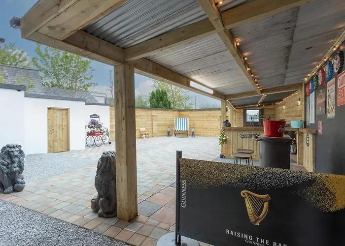 Patriot Bar Hottub-sleeps30 Villa Abbeyfeale