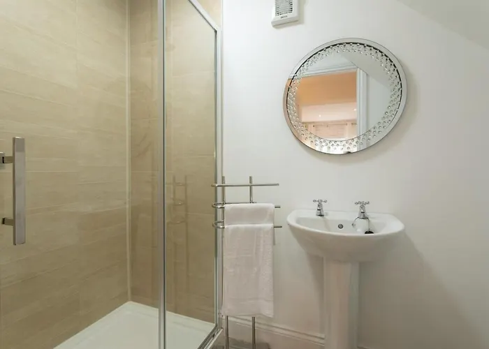 Patriot Bar Hottub-sleeps30 * Abbeyfeale